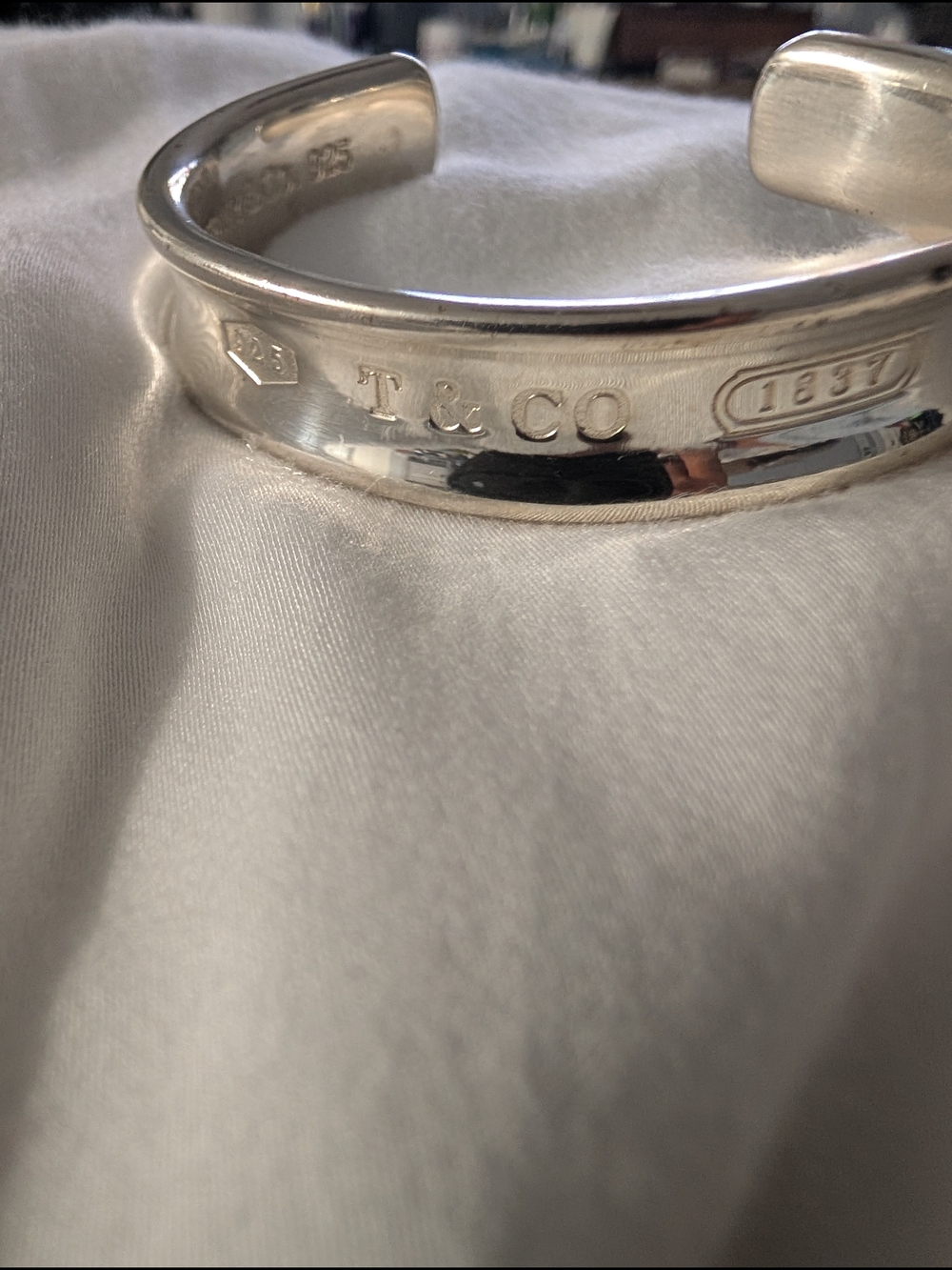 Tiffany & CO Sterling Silver Cuff Bracelet - Silver